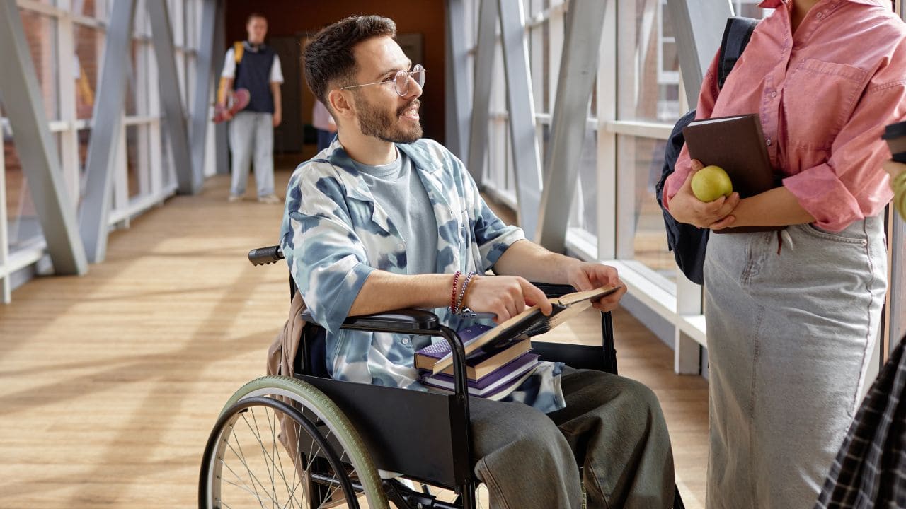 Beca para estudiantes con discapacidad la Universidad de Castilla-La Mancha