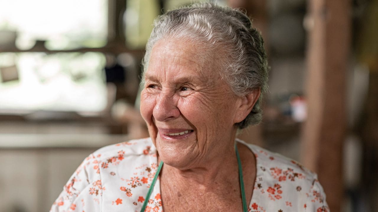 Las personas mayores son más felices, según un experto en longevidad