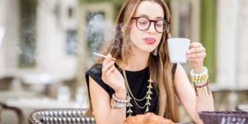 El Gobierno de España prohibirá fumar en terrazas y en otros espacios públicos