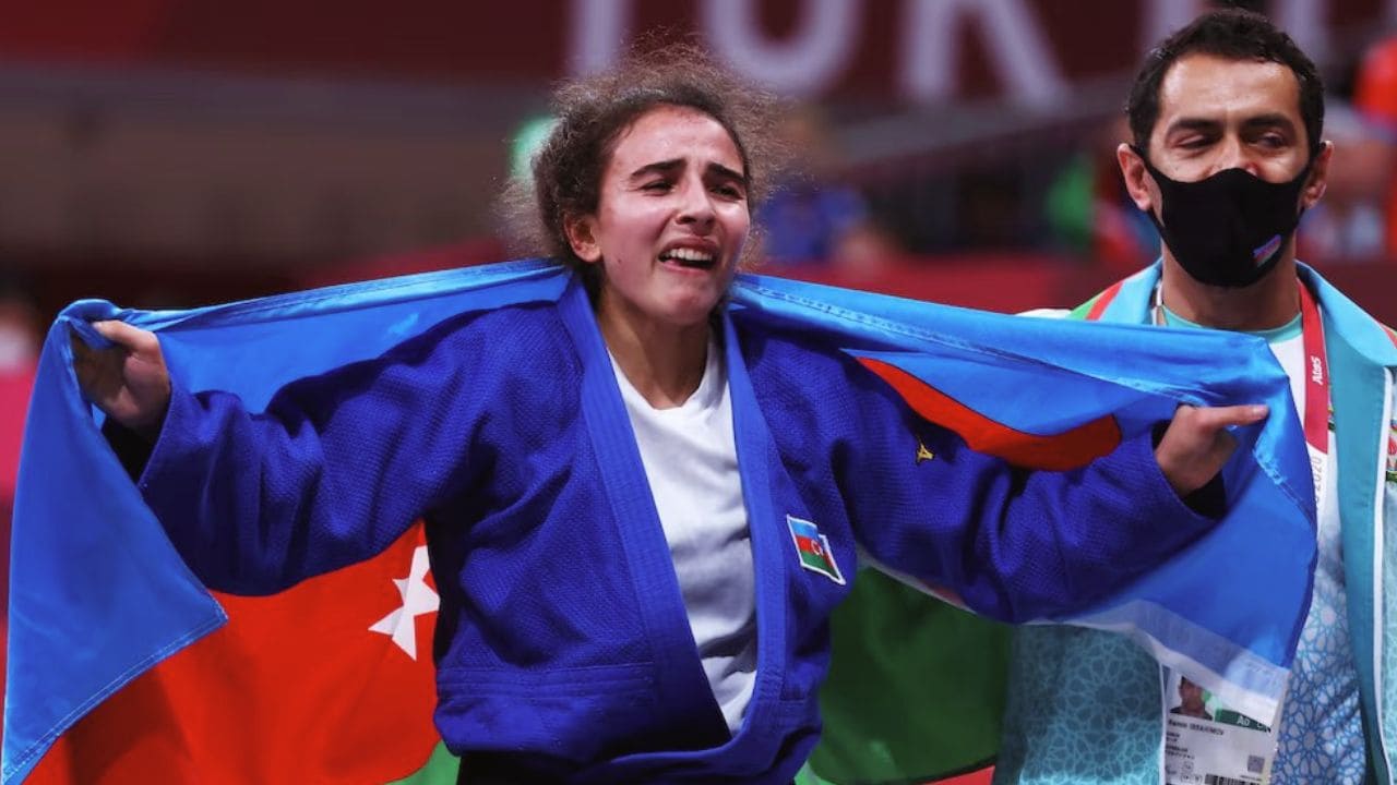 La judoka paralímpica Shahana Hajiyeva, suspendida de por vida al descubrirse que puede ver