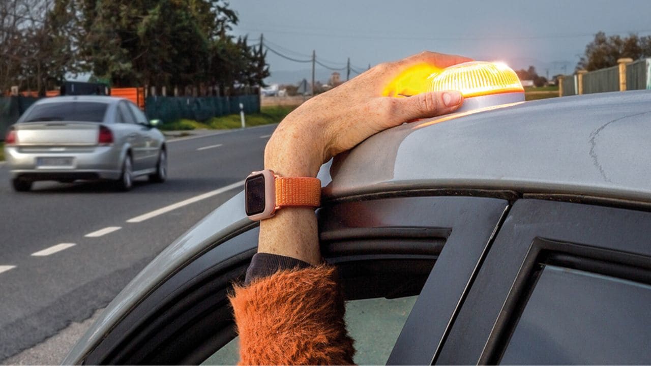 Dispositivo de preseñalización V16./ Foto de la DGT