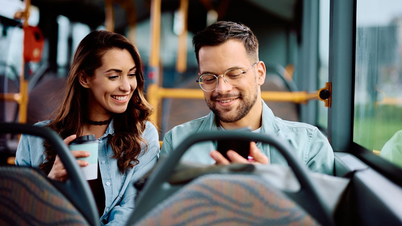 Verano Joven 2025 con descuentos para jóvenes en transporte público