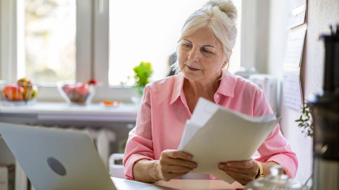 Mujer con ictus impugna la Ley de Jubilación Anticipada por Discapacidad