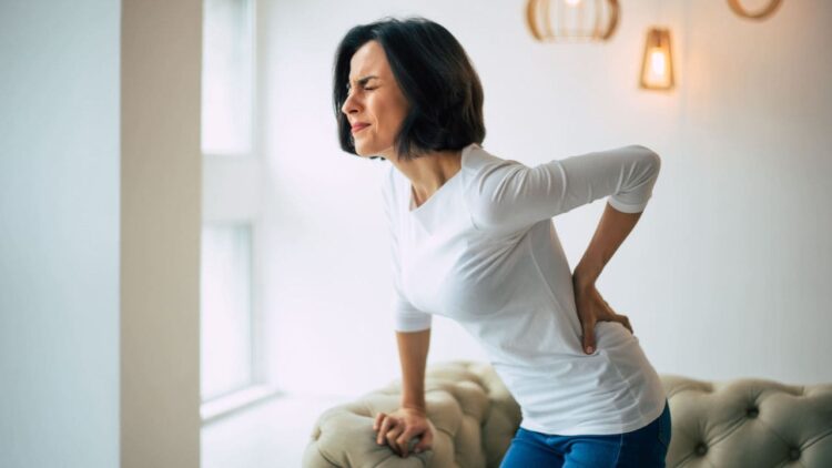 Incapacidad permanente absoluta tras una cirugía de una hernia discal