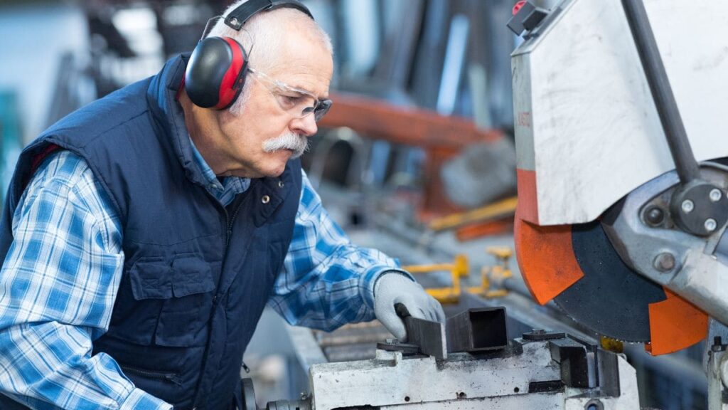 Los coeficientes reductores para adelantar la jubilación en trabajos peligrosos o penosos se revisarán cada 10 años