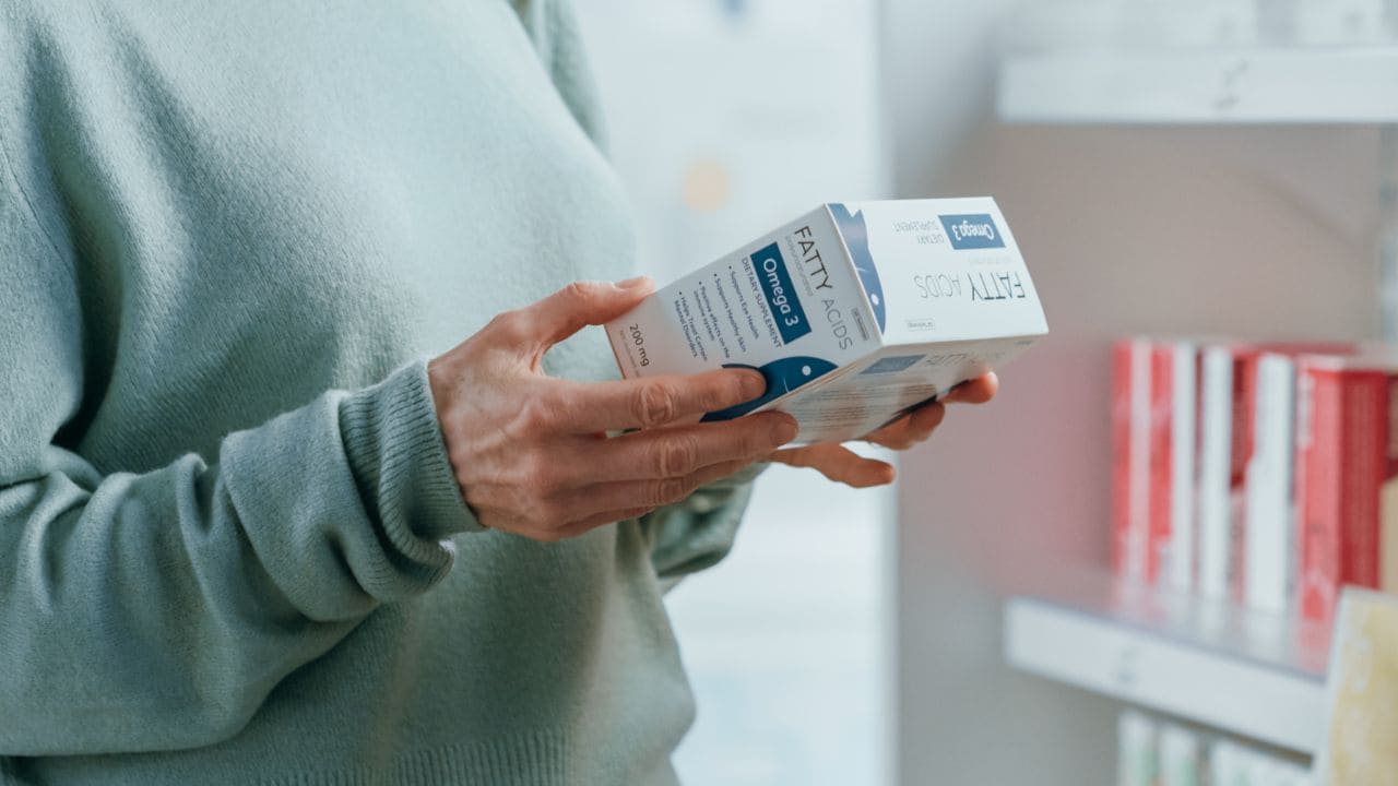 Fecha de caducidad en braille en el envase de los medicamentos