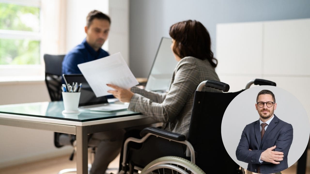 No se puede trasladar a un trabajador cuando está pendiente la valoración de su discapacidad