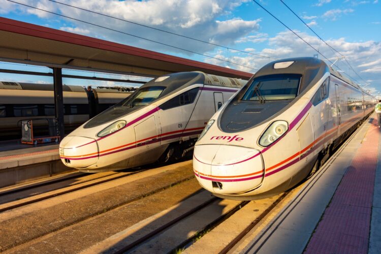 Nuevos abonos mensuales en Renfe