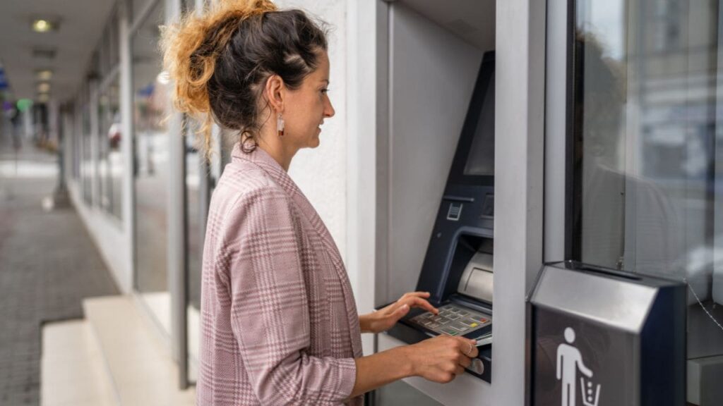 Esta es la fecha de abono de la paga extra de la pensión de viudedad en junio de 2025