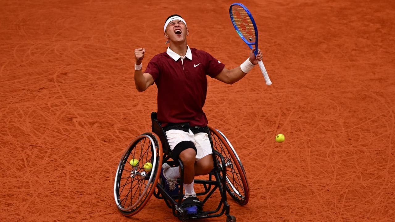 Tokito Oda gana Roland Garros de tenis en silla de ruedas en 2025 tras vencer a dos tenistas españoles