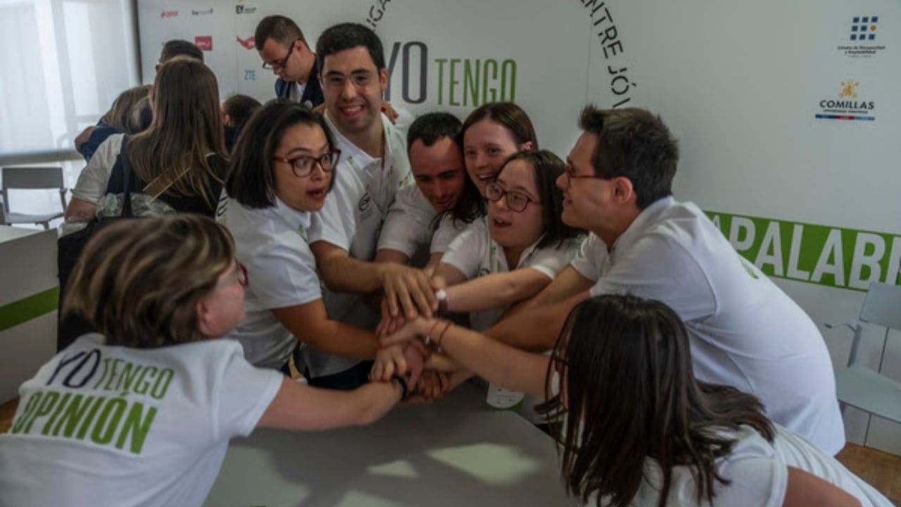 ‘Yo tengo opinión’, la liga de debate entre jóvenes con discapacidad intelectual, llega a Madrid este fin de semana
