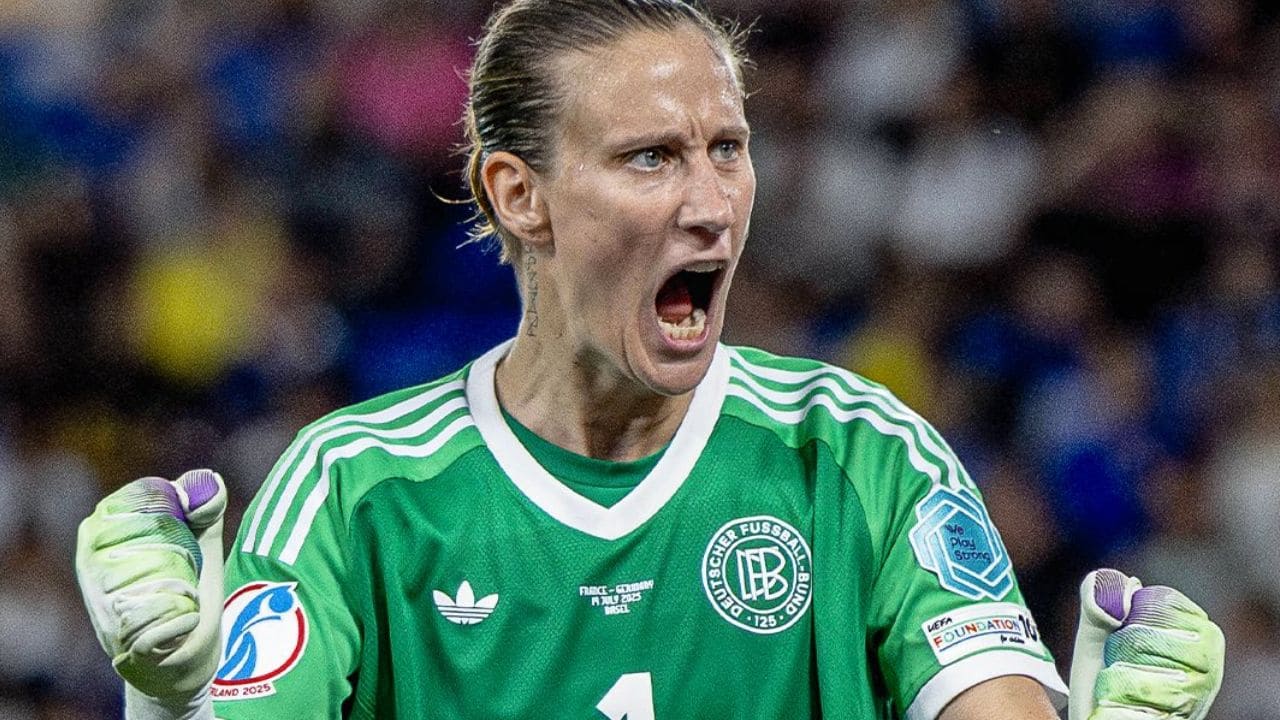 Ann-Katrin Berger, portera de la selección alemana de fútbol femenino superó dos veces cáncer