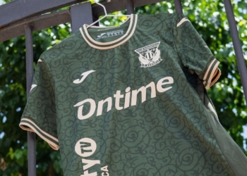 Tercera equipación del CD Leganés por la salud mental