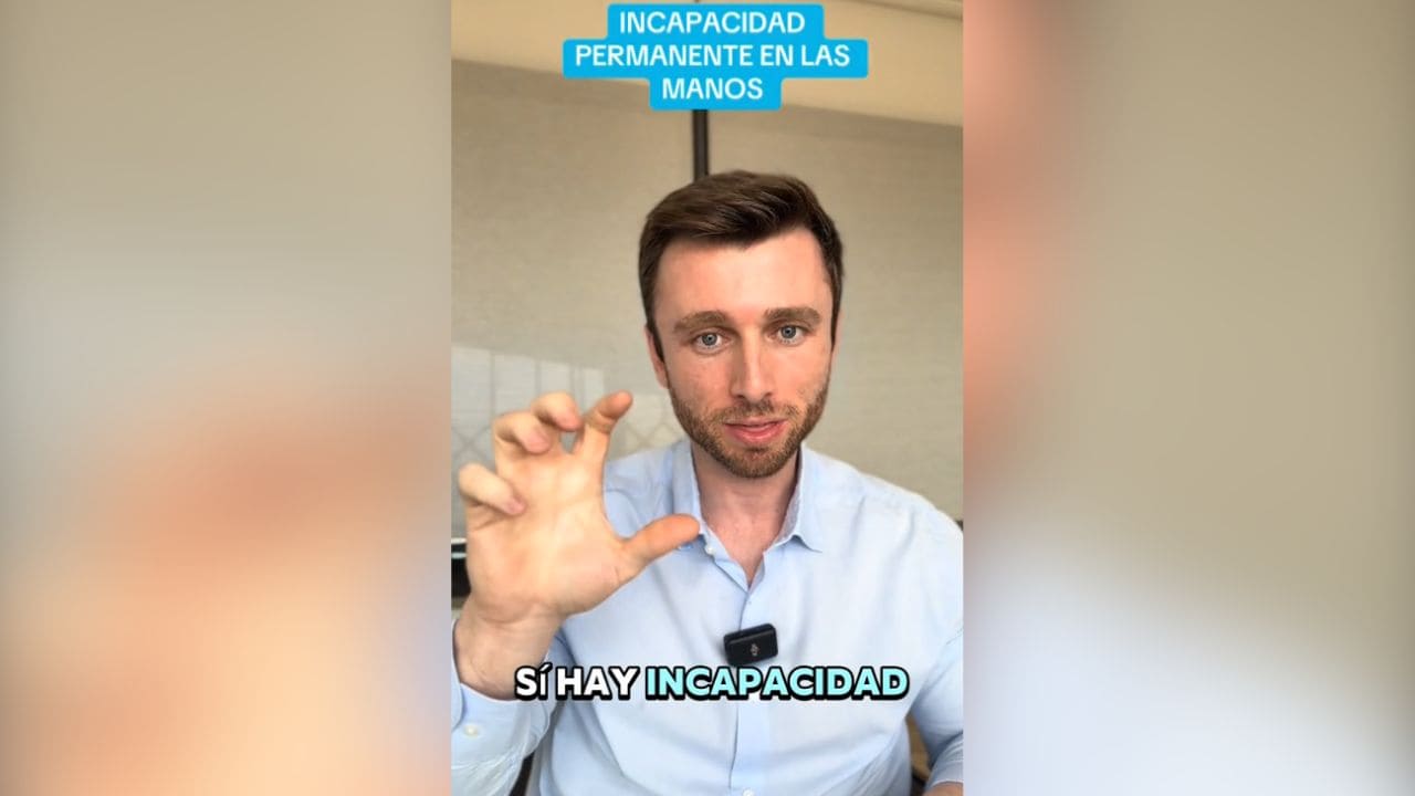 Gesto de la mano para conseguir una incapacidad permanente