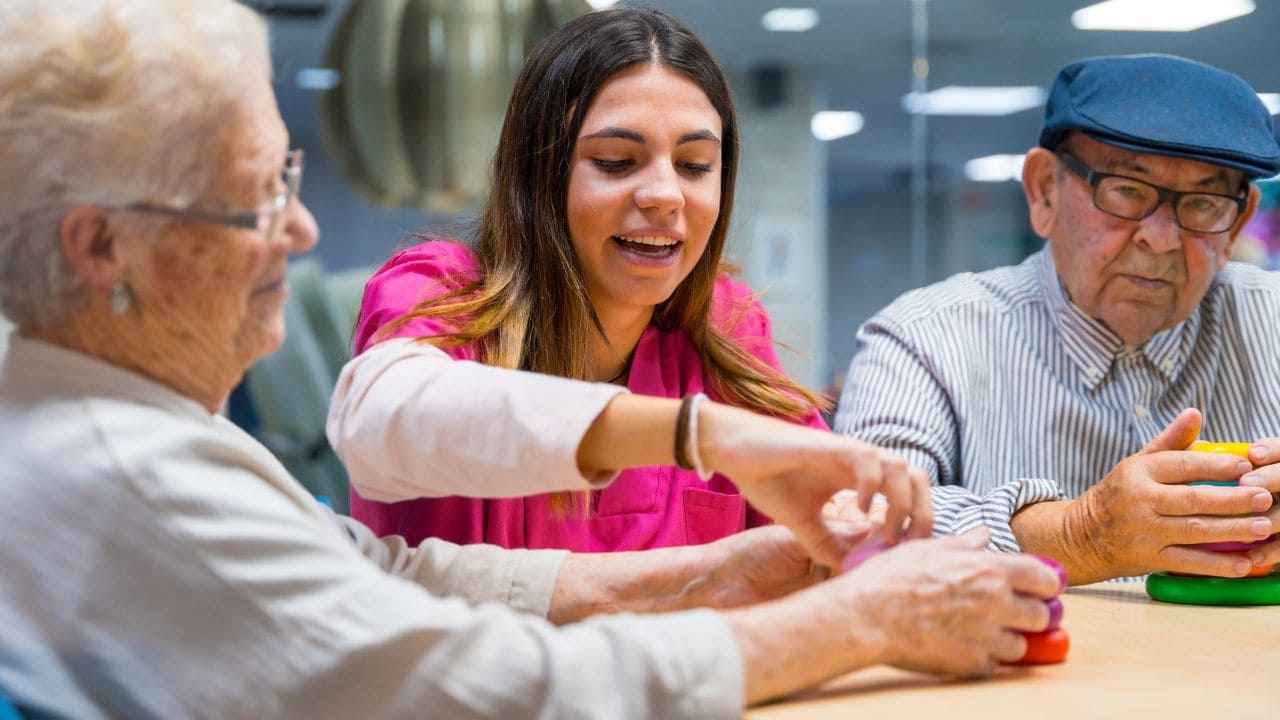 Trabajadora de una residencia logra una incapacidad permanente total