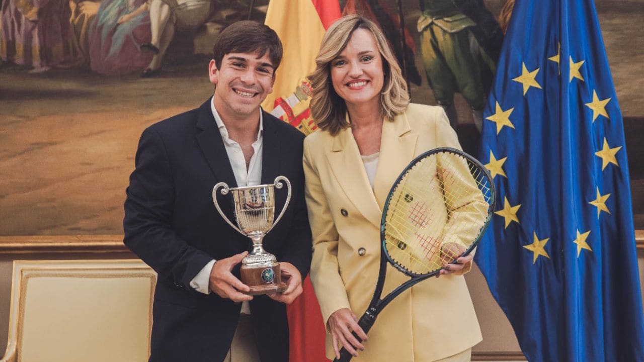 Martín de la Puente, recibido con honores por el Gobierno de España tras proclamarse campeón de Wimbledon 2025