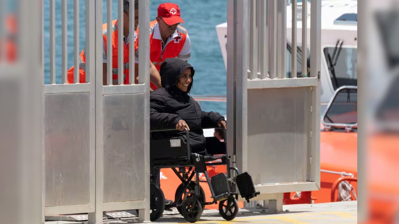 Mujer sin piernas llega en patera a Lanzarote