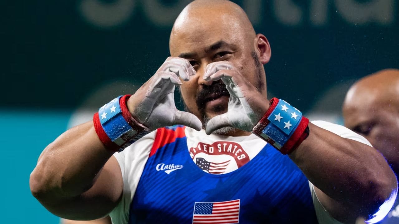 Bobby Baddy, deportista de para powerlifting