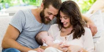 El Gobierno acuerda subir a 17 semanas el permiso por nacimiento