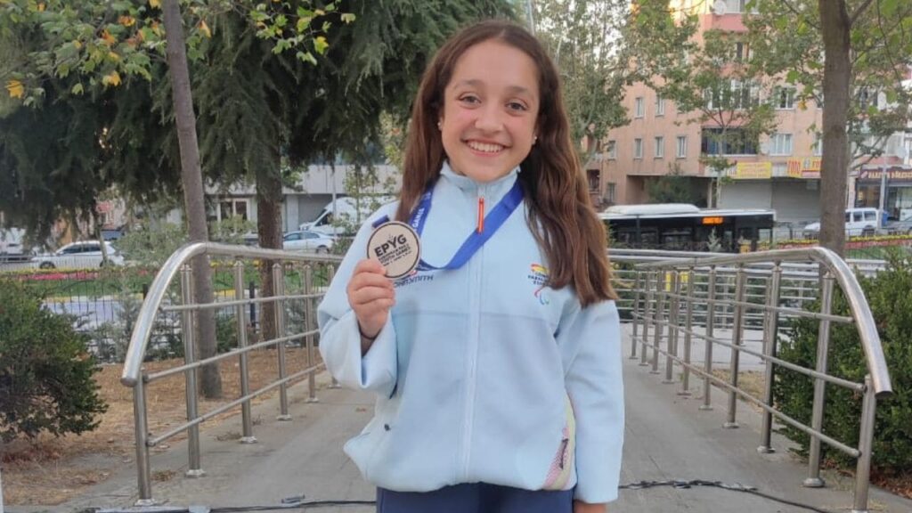 Catalina Sagastizabal, la joven promesa española de la natación paralímpica que ya brilla a nivel internacional