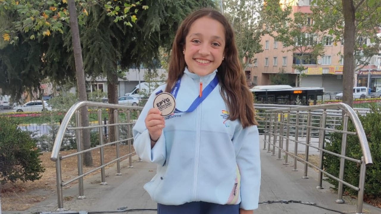 Catalina Sagastizabal, promesa de la natación paralímpica española