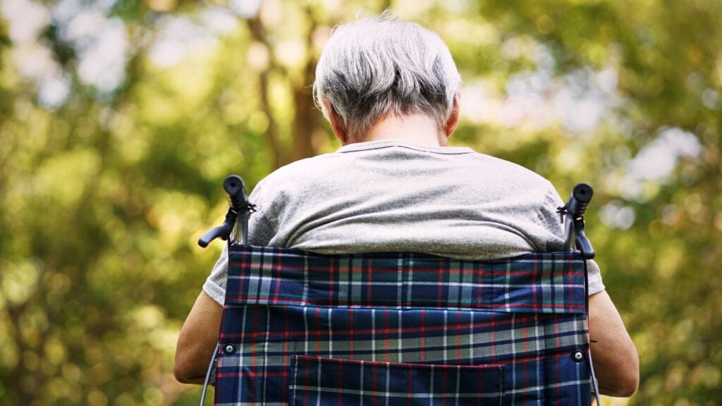 Muere un hombre en Andalucía tras casi cuatro años esperando una revisión de su grado de dependencia