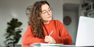Programas de formación en las universidades españolas para jóvenes con discapacidad intelectual