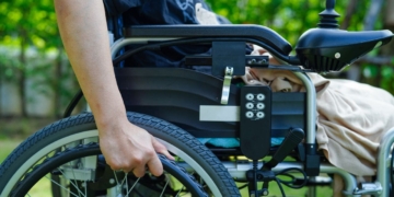 Jubilación anticipada por espina bífida