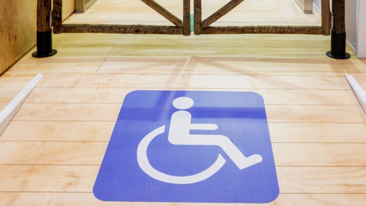Importancia del diseño y gestión de infraestructuras enfocado en personas con discapacidad