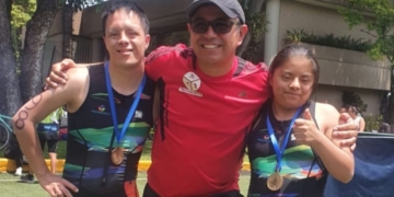 Jóvenes con síndrome de Down completan triatlones