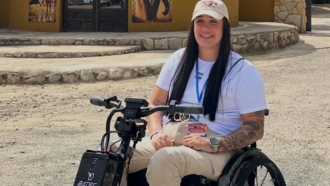 María, una joven con lesión medular y víctima del robo del motor de su silla: «Sentí que me habían quitado la libertad»