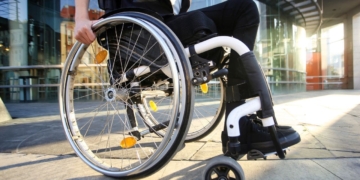 La Justicia revoca la rebaja de discapacidad aplicada a una mujer en Madrid