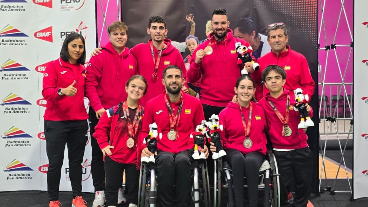 Selección española de parabádminton en el Internacional de Perú