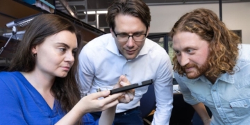 Frank Willett y su equipo de investigación discapacidad grave