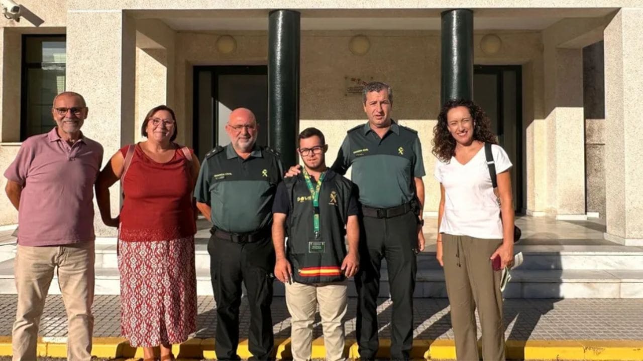 Alberto, joven con síndrome de Down, realizará sus prácticas formativas en la Guardia Civil de Cádiz