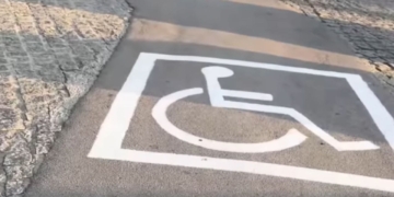 Carriles accesibles para personas en silla de ruedas en Barcelona