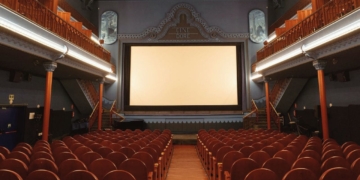 El Cine Doré, en Madrid, será accesible para las personas con discapacidad