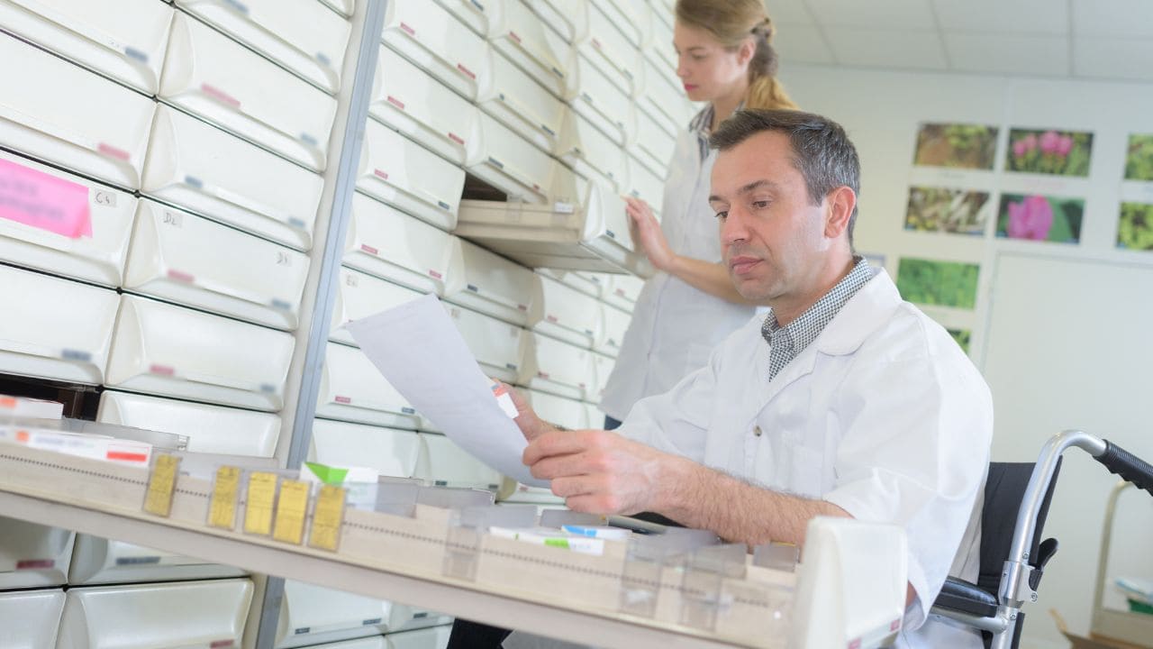 Farmaindustria impulsa la inclusión laboral de personas con discapacidad en la industria farmacéutica