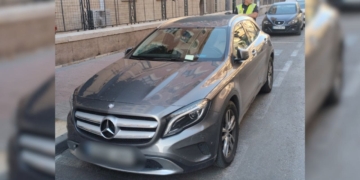 Sancionan a un conductor por fotocopiar una tarjeta de estacionamiento PMR