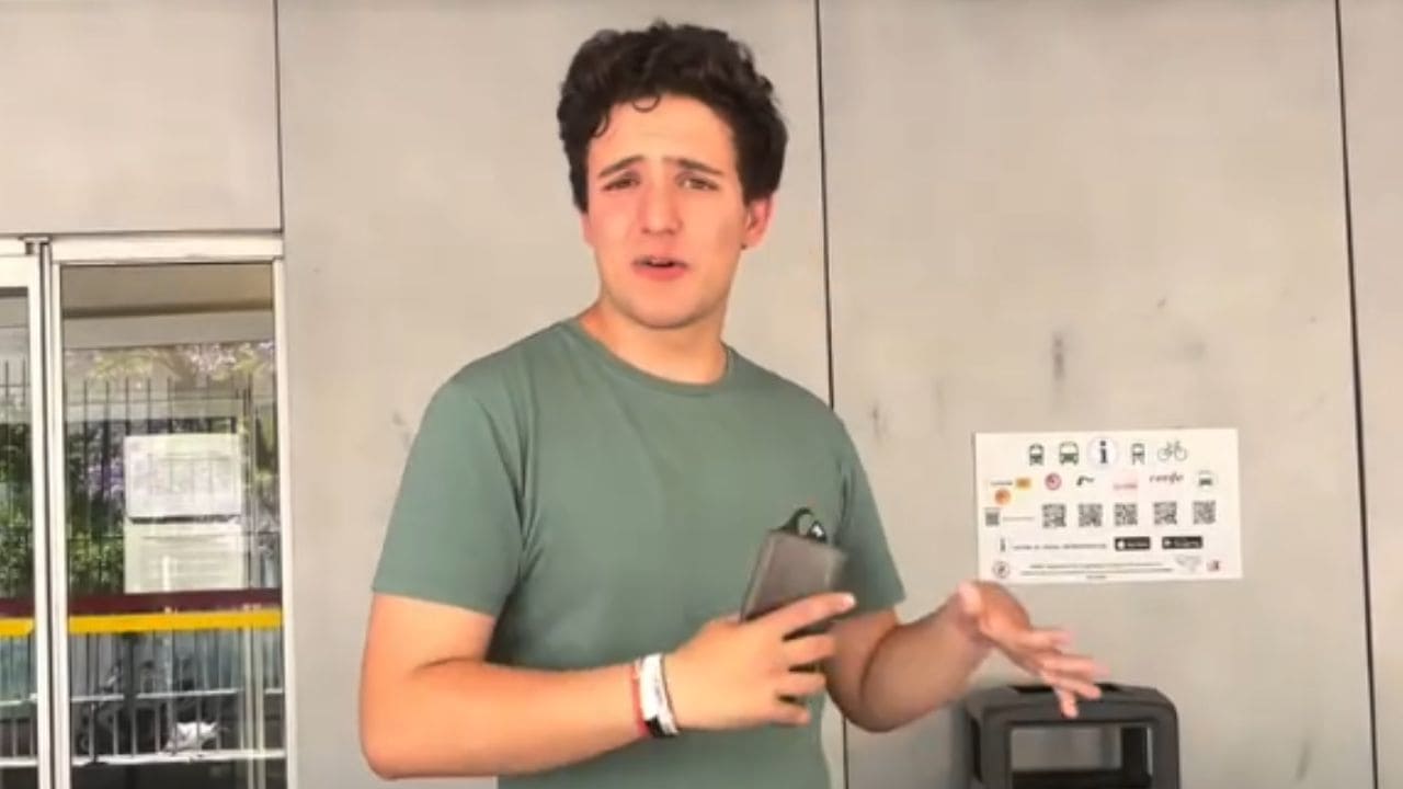 Alberto Polo, joven con discapacidad, denuncia una situación de discriminación en una discoteca de Sevilla