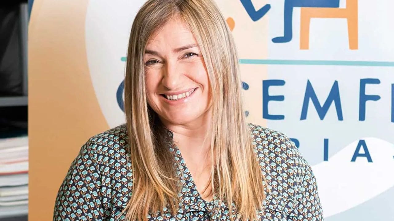 Mónica Oviedo, activista por los derechos de las personas con discapacidad, recibe el título de Hija Predilecta de Asturias