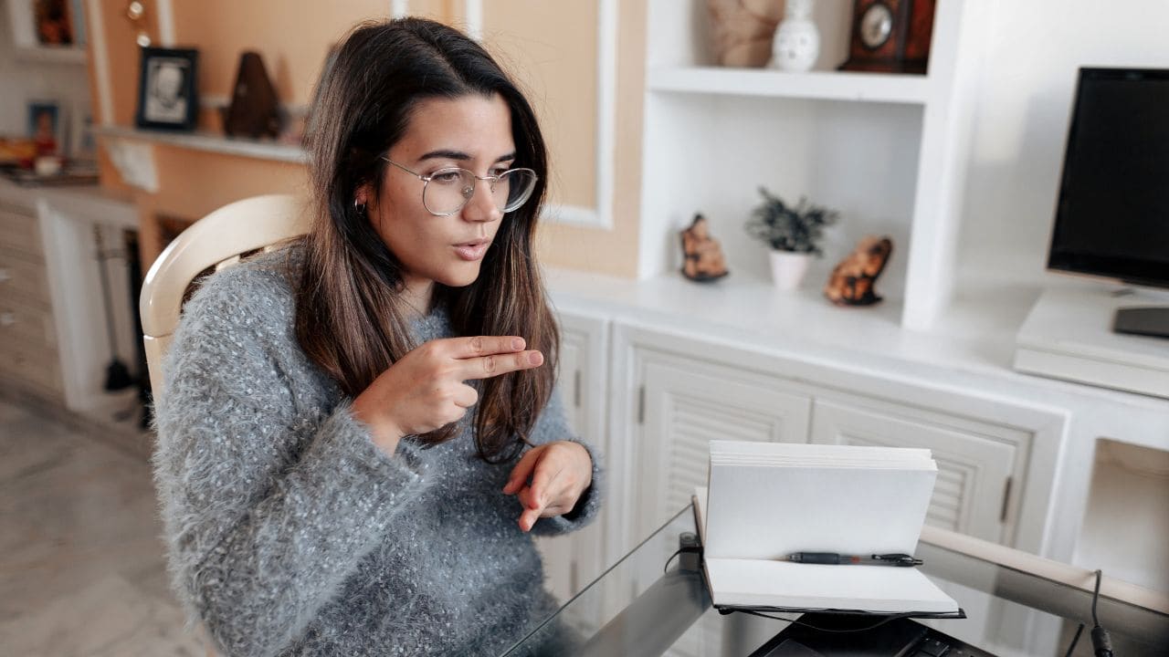 Exigen medidas para acabar con la discriminación hacia las personas sordas