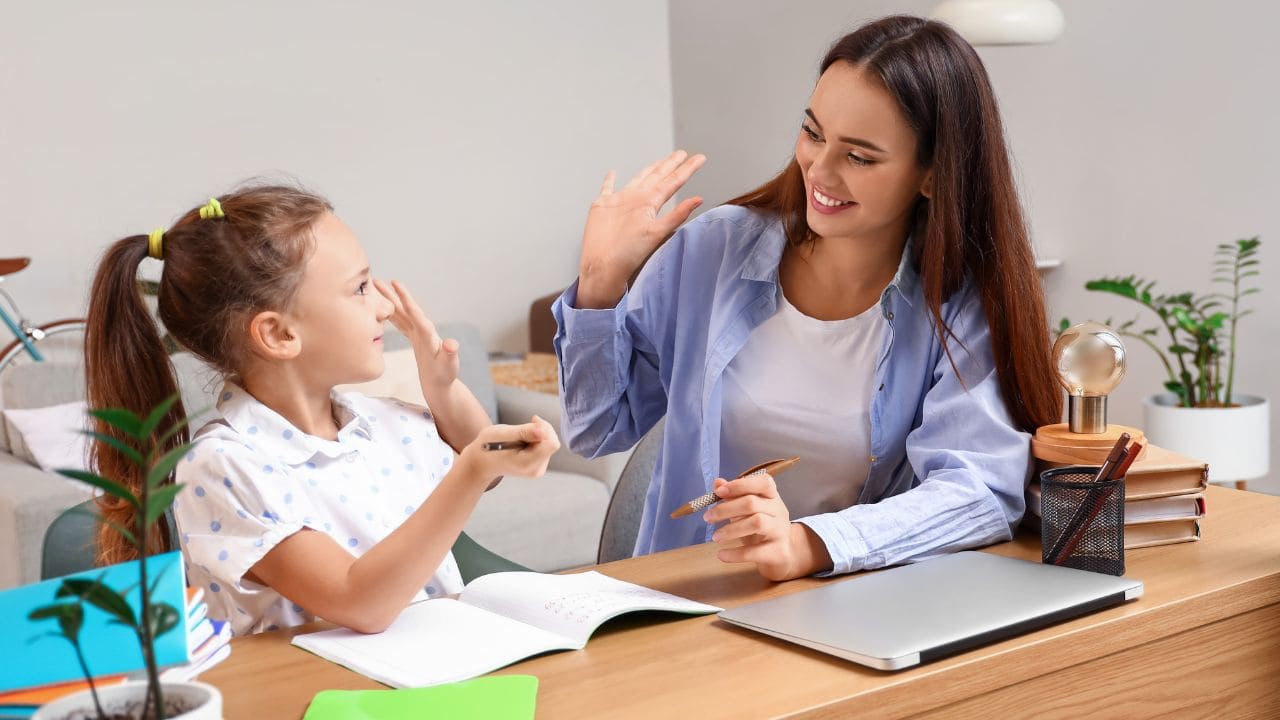 Señales para detectar la pérdida auditiva en niños