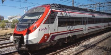 Mejoras de accesibilidad para personas con discapacidad auditiva en las estaciones de Cercanías de la Comunidad de Madrid