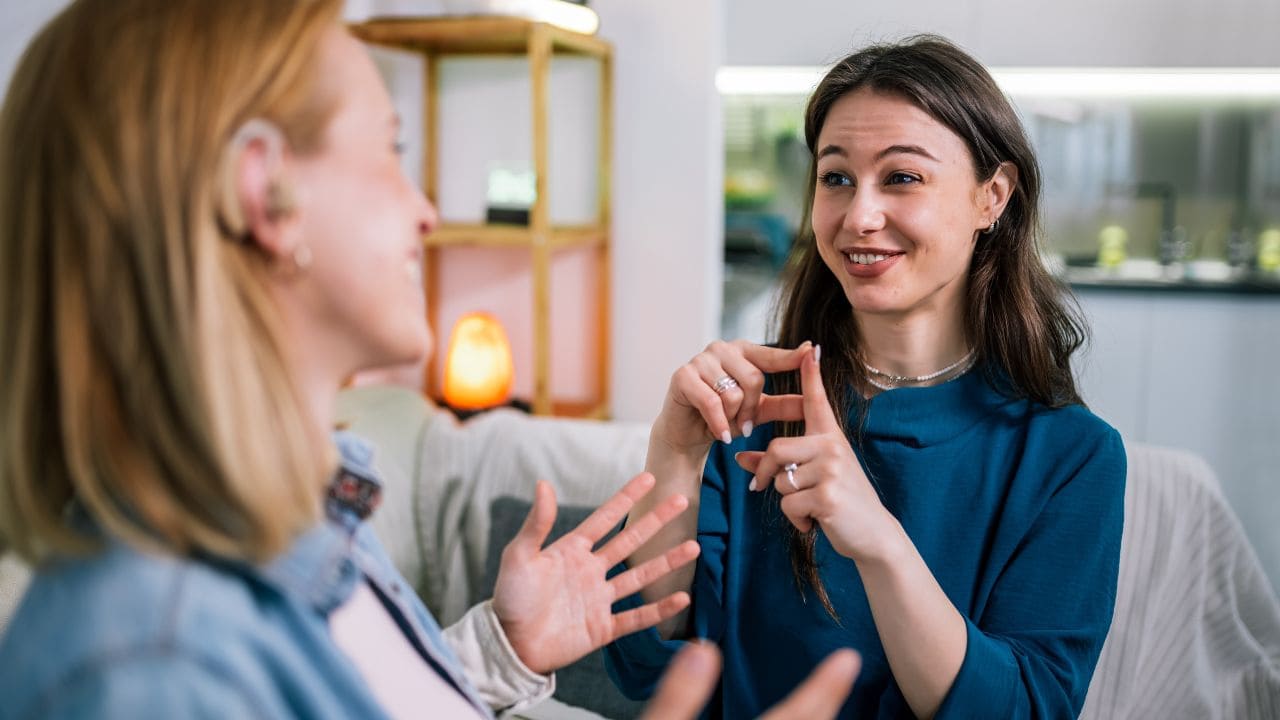 Exigen medidas para acabar con la discriminación hacia las personas sordas