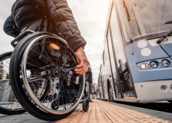 COCEMFE reclama un turismo inclusivo para las personas con discapacidad en España