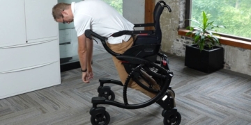 Silla de ruedas 'Standard Zeen' para personas con movilidad reducida