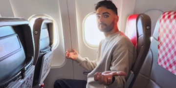 Ander Arteaga muestra los problemas que enfrentan las personas en silla de ruedas al viajar en avión