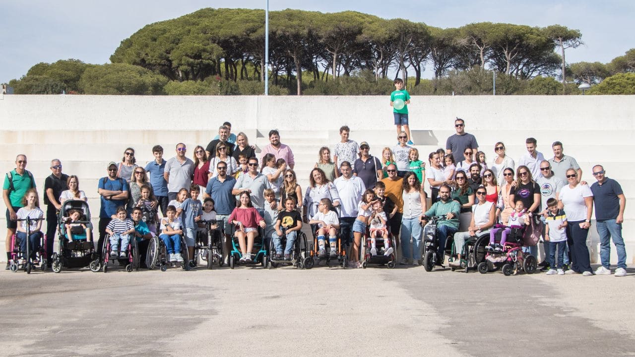 Un día para desconectar en el mar con niños con discapacidad