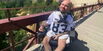 Álvaro, joven con Distrofia Muscular de Duchenne Ley ELA